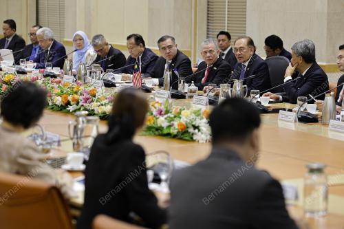 DATUK SERI ANWAR IBRAHIM