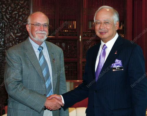 MOHD NAJIB TUN ABDUL RAZAK