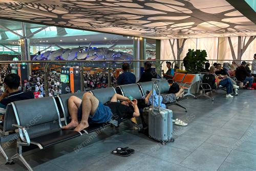 TINJAUAN KESESAKAN DI KLIA2
