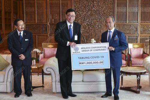 TAN SRI MUHYIDDIN YASSIN