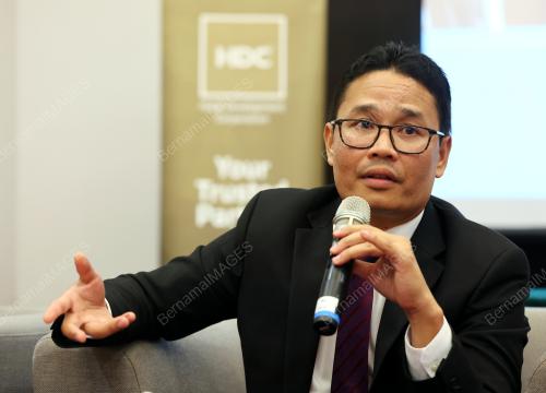 KHAIRUL AZWAN HARUN