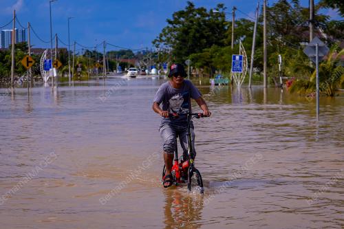 BANJIR KAMPUNG LABU