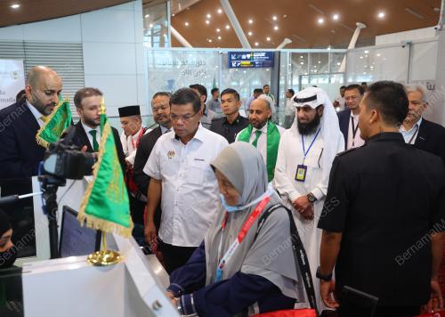 DATUK SERI SAIFUDDIN NASUTION ISMAIL