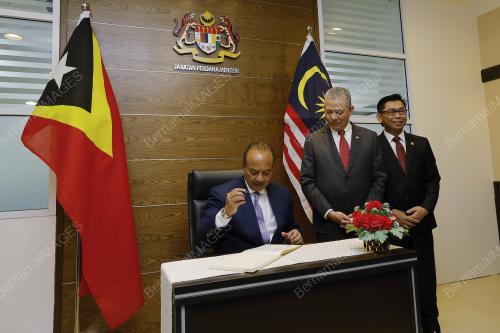 DATUK SERI FADILLAH YUSOF