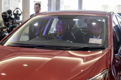 PTJ29_09082019_MAHATHIR_JOKOWI_BN201908067293