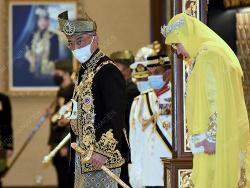 AL-SULTAN ABDULLAH RI'AYATUDDIN AL-MUSTAFA BILLAH SHAH 