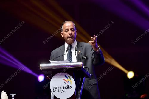 PTJ29_19112019_TANGAN_EMAS
