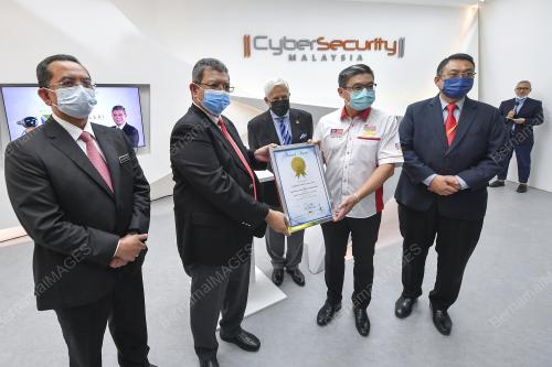 DATUK SAIFUDDIN ABDULLAH