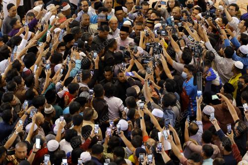 DATUK SERI ANWAR IBRAHIM
