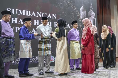 DATUK ABDUL RAZAK ABDUL MAJID