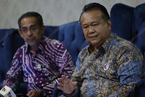 DATUK SERI ALEXANDER NANTA LINGGI