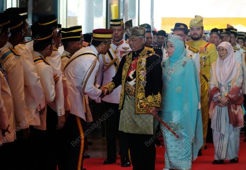 AL-SULTAN ABDULLAH RI'AYATUDDIN AL-MUSTAFA BILLAH SHAH