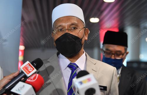 SENATOR IDRIS AHMAD