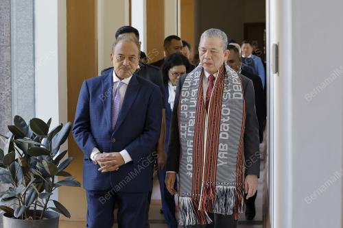 DATUK SERI FADILLAH YUSOF