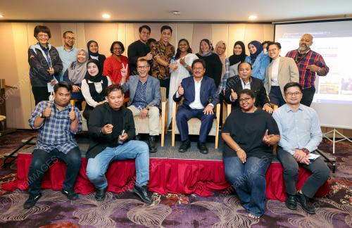 TAN SRI AZAM BAKI