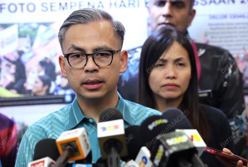 FAHMI FADZIL