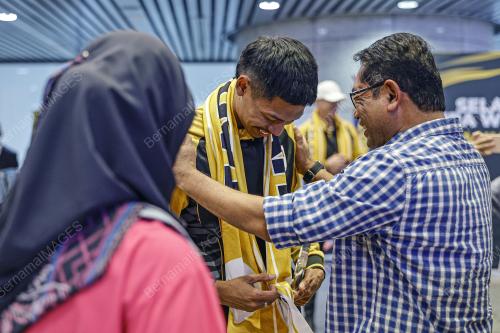 MUHAMMAD AZEEM MOHD FAHMI