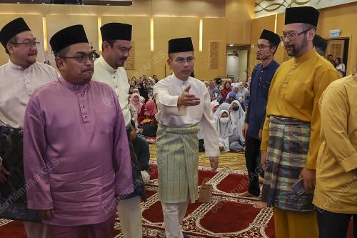 FAHMI FADZIL