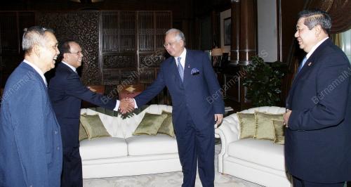 MOHD NAJIB TUN ABDUL RAZAK