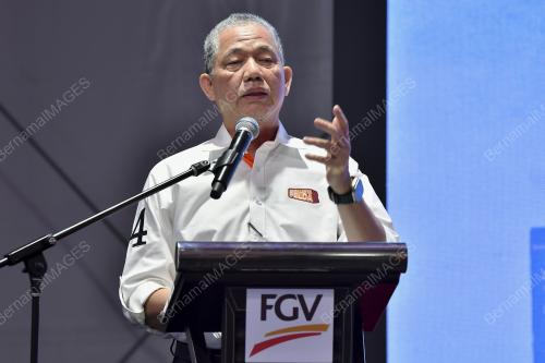 DATUK SERI FADILLAH YUSOF