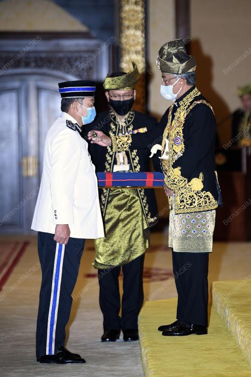 AL-SULTAN ABDULLAH RI'AYATUDDIN AL-MUSTAFA BILLAH SHAH 