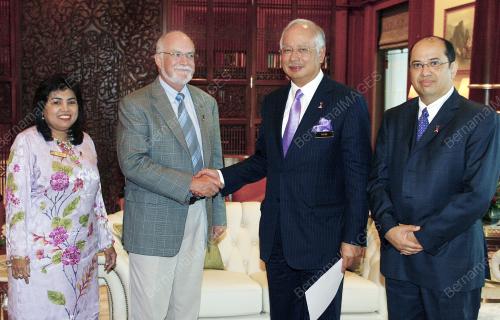 MOHD NAJIB TUN ABDUL RAZAK