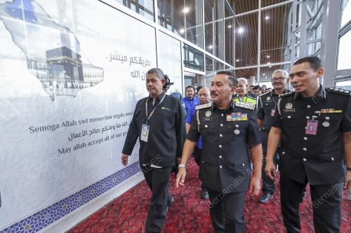 DATUK RUSLIN JUSOH