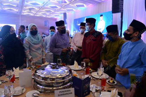 DATUK SERI HAMZAH ZAINUDIN