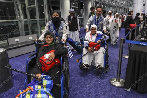 KEPULANGAN JEMAAH HAJI KT001