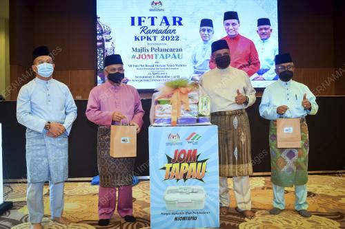 DATUK SERI REEZAL MERICAN NAINA MERICAN