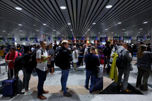 KEMUDAHAN AUTOGATE JABATAN IMIGRESEN KLIA