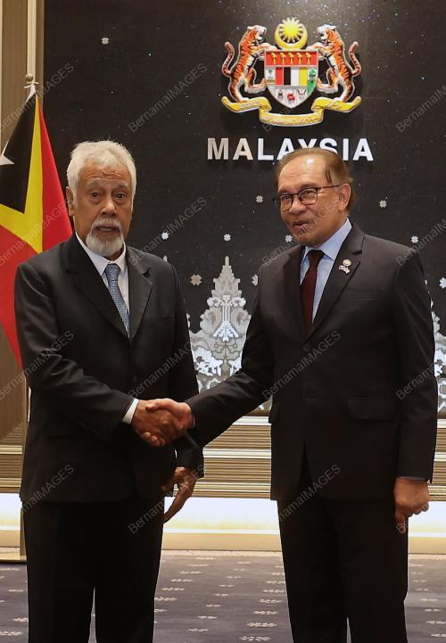 DATUK SERI ANWAR IBRAHIM