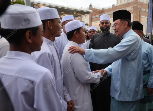 DATUK SERI ANWAR IBRAHIM