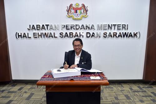 DATUK MUSTAPHA SAKMUD