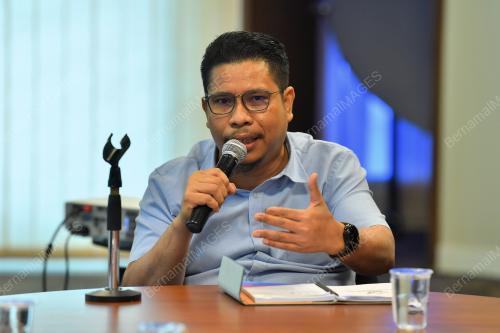 AZHARI IBRAHIM