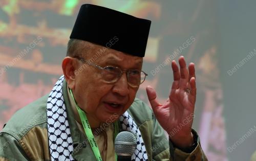 TAN SRI DR RAIS YATIM