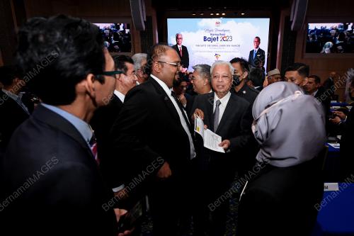DATUK SERI ISMAIL SABRI YAAKOB