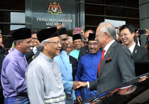 PTJ32_03082015_RAYA