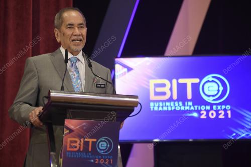 DATUK SERI DR WAN JUNAIDI TUANKU JAAFAR