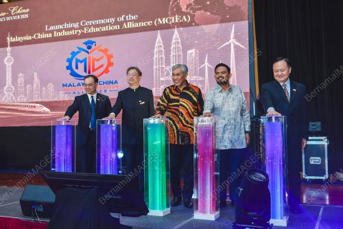 DATUK SERI DR AHMAD ZAHID HAMIDI