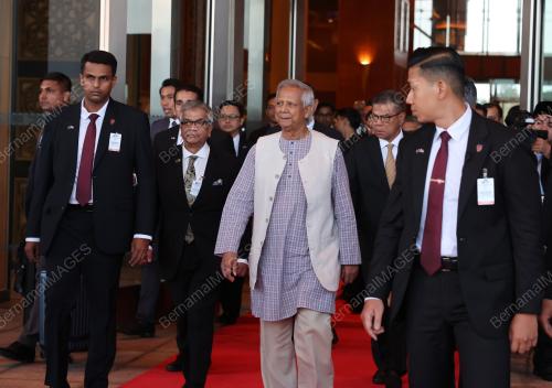 PROF DR MUHAMMAD YUNUS