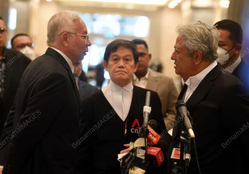 DATUK SERI NAJIB TUN RAZAK