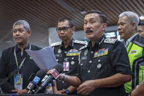 DATUK RUSLIN JUSOH
