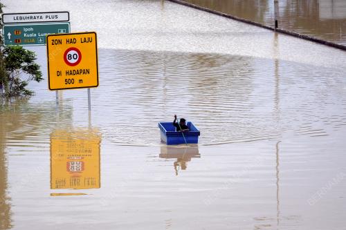 BANJIR DI SEPANG