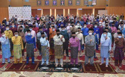 DATUK SERI REEZAL MERICAN NAINA MERICAN