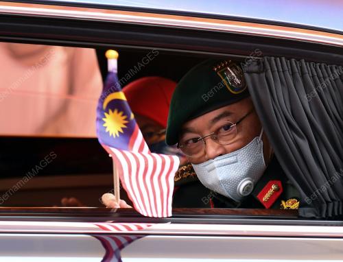 AL-SULTAN ABDULLAH RI'AYATUDDIN AL-MUSTAFA BILLAH SHAH 
