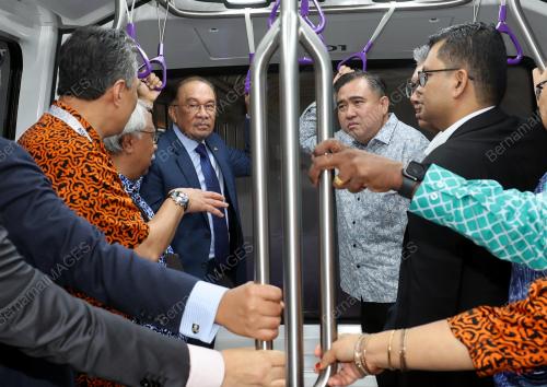 DATUK SERI ANWAR IBRAHIM