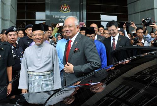 PTJ33_03082015_RAYA
