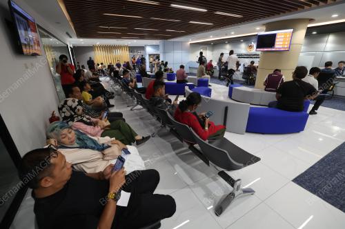 KAUNTER JABATAN PENGANGKUTAN JALAN (JPJ)