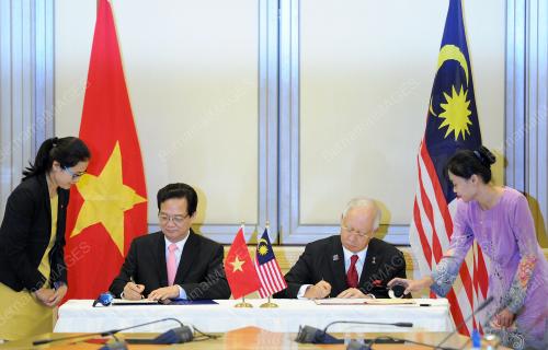 PTJ33_07082015_VIETNAM